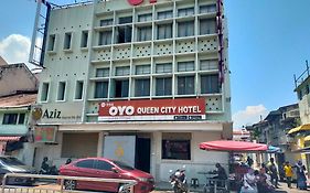 Super Oyo 998 Queen City Hotel  2*