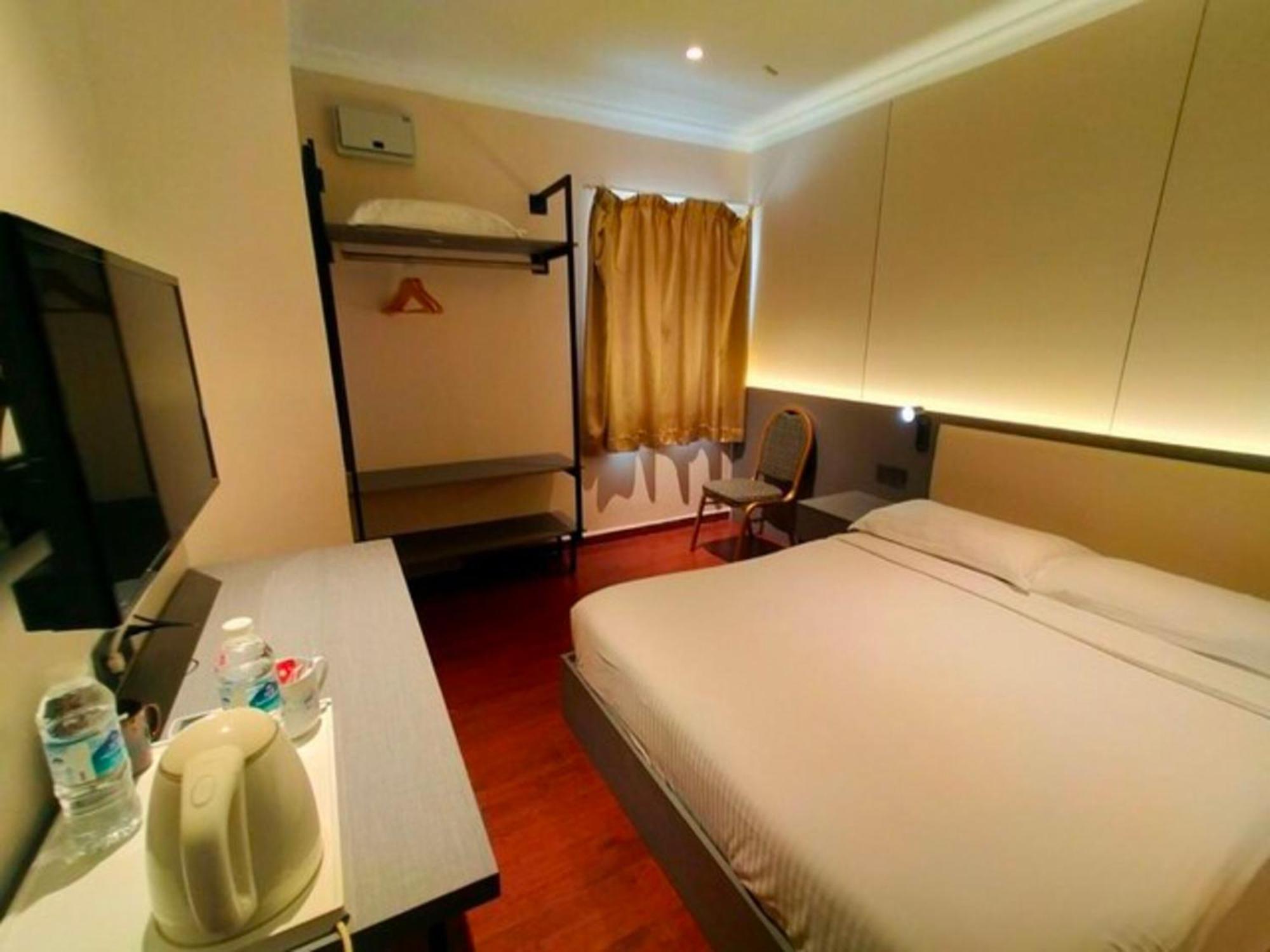 Super Oyo 998 Queen City Hotel Georgetown Luaran gambar