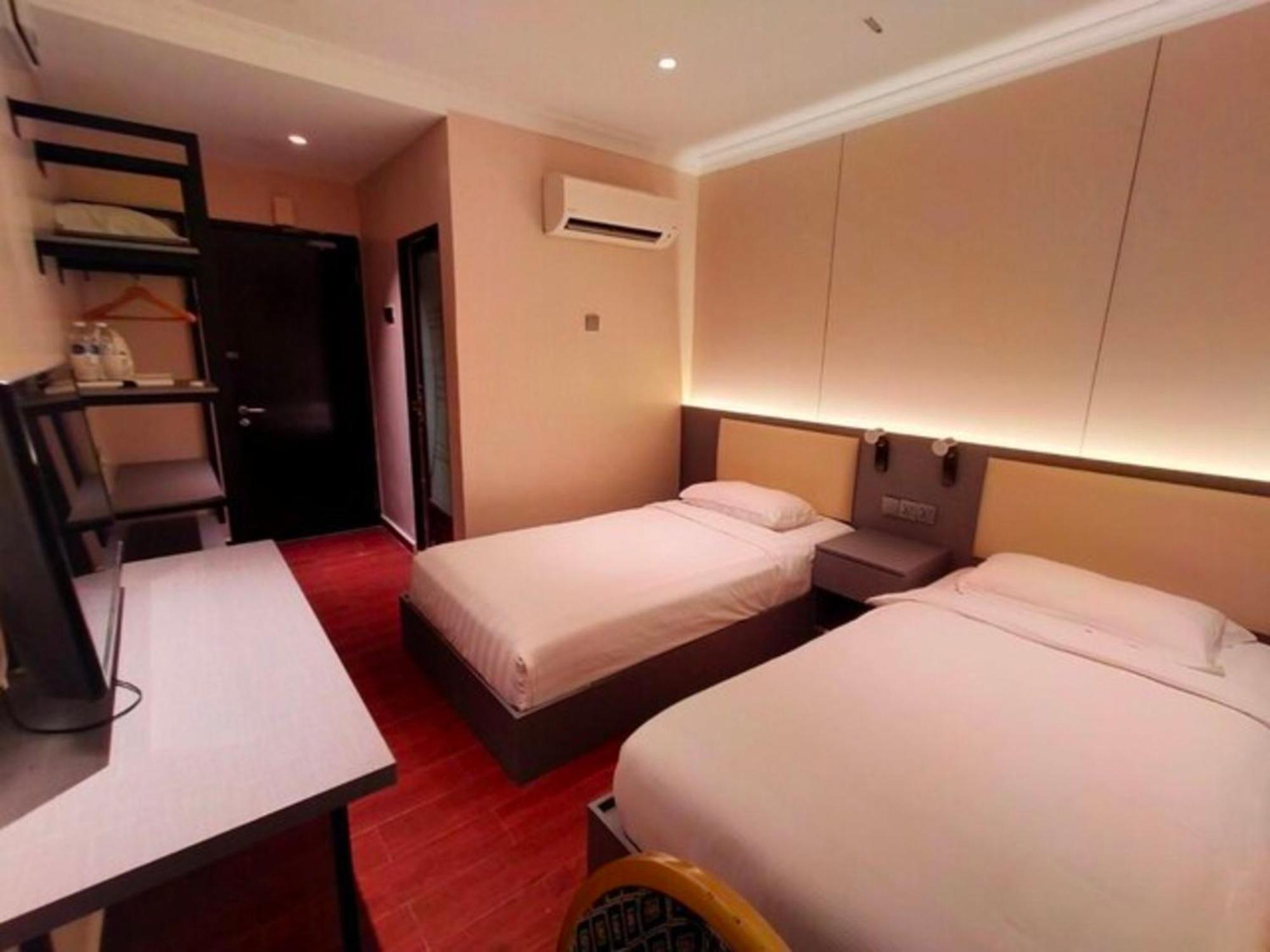 Super Oyo 998 Queen City Hotel Georgetown Luaran gambar