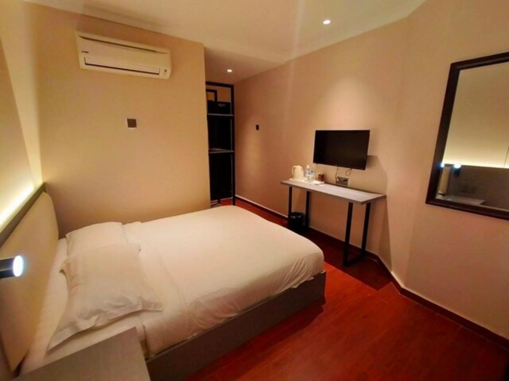 Super Oyo 998 Queen City Hotel Georgetown Luaran gambar